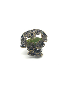 ANELLO GABBIA DI SPIRALI CON PIETRA VERDE