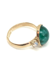 RING WITH GREEN STONE
