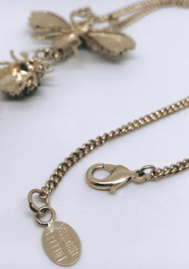 SMALL NECKLACE WITH INSECTS
